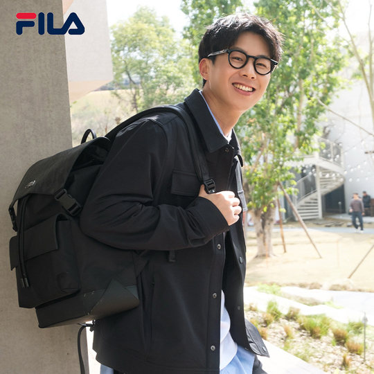 易烊千玺同款黑武士休闲FILA斐乐男士背包双肩包老花书包电脑包包