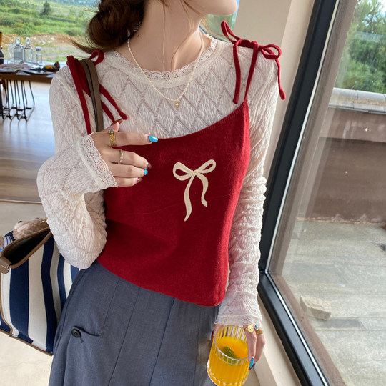 Sweet and versatile mesh lace bottoming shirt for women