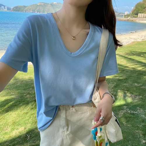 黄色V领宽松短袖T恤女装2026春夏新款薄款绝美大领口正肩白色上衣 - 图1