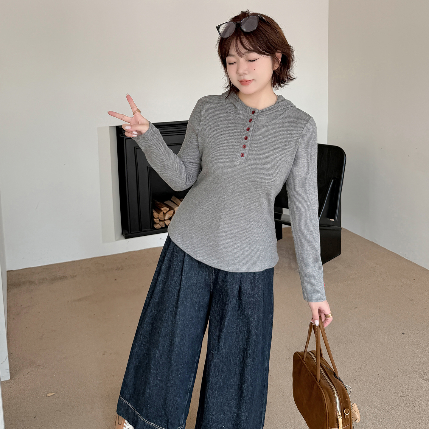 减龄百搭撞色上衣大码女装显瘦打底200斤胖mm套头连帽针织长袖t恤 - 图1