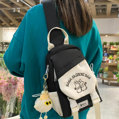 斜挎包女2024新款包包休闲女孩洋气骑行小背包平板小学生儿童胸包 - 图1