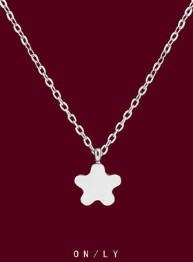 简约小花朵吊坠项链轻奢小众设计颈链配饰女迷你款锁骨链E808