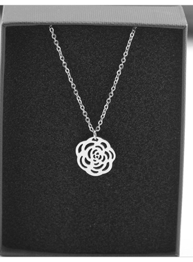 玫瑰花甜美项链女森系简约欧美ins小众设计款式气质百搭淑女颈链