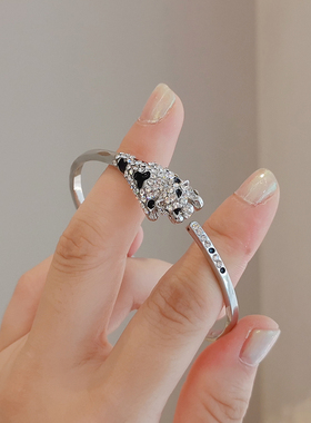 花朵四叶草黑色珍珠饰品手链