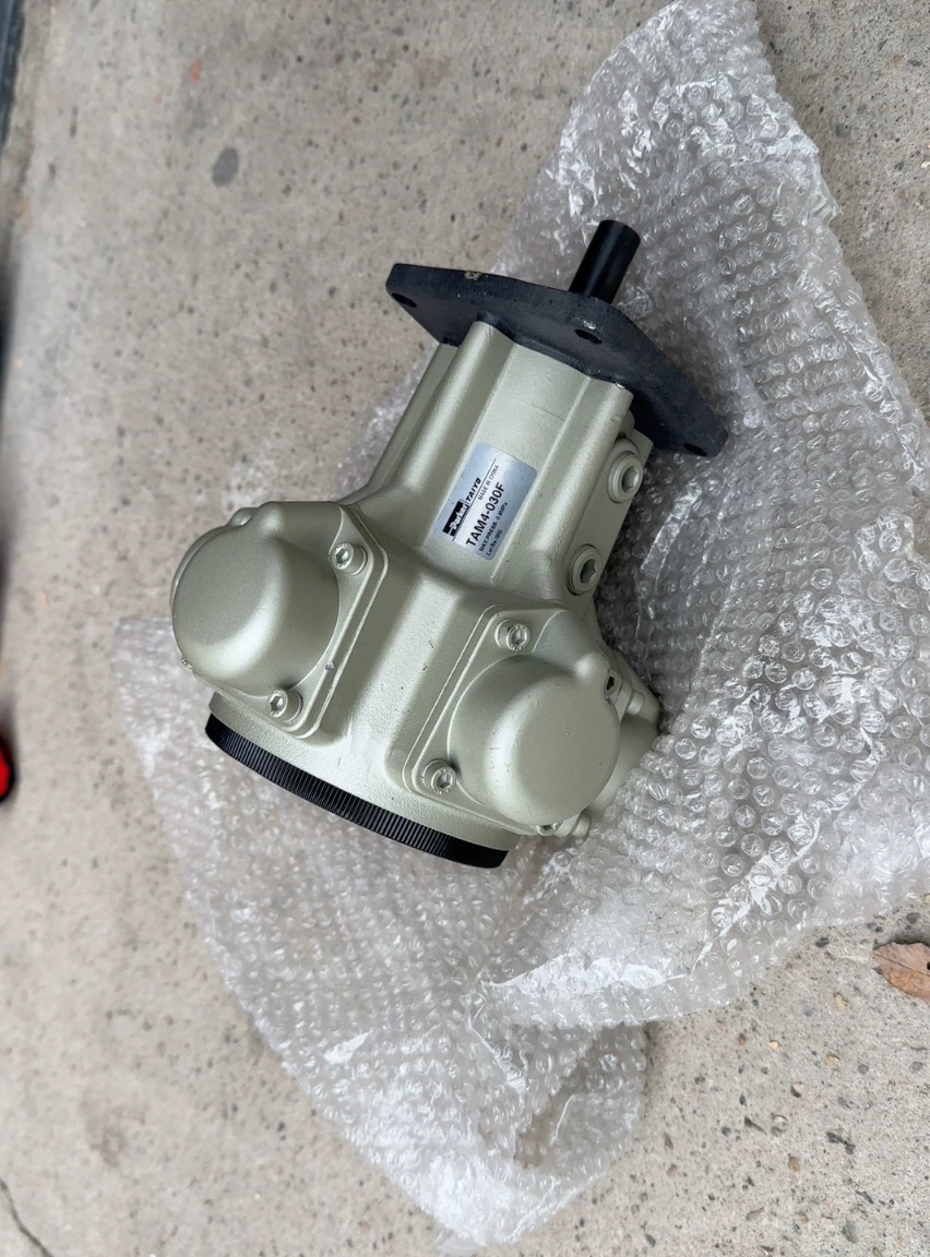 议价 全新太阳铁工气动马达TAM4-015F-X TAM4-030F - 图1