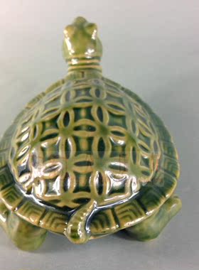 石湾公仔假山盆景鱼缸绿釉工艺品