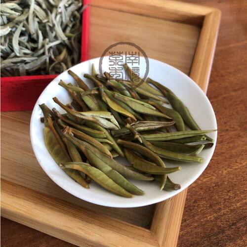 2025明前春茶大白毫银针毛尖月光白散茶云南大树白茶礼盒装伴手礼 - 图3