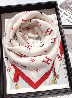 Magnetic Neck Warmer Scarf - Triangle & Square Styles