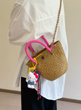 hellokitty包包挂件公仔miu风挂绳钥匙扣高级感毛绒挂饰伴手礼物