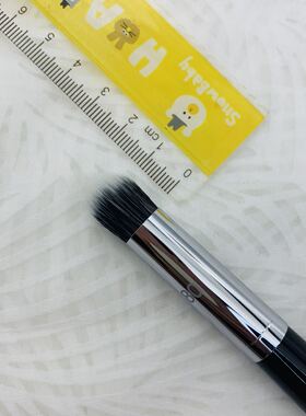 丝芙兰高光刷专业轮廓n80液体