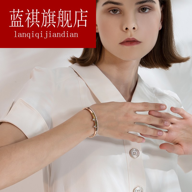欧美气质新款手镯女款时尚钛钢手环饰品潮人韩版简约流行个姓首饰 欧美气质新款手镯女款时尚钛钢手环饰品潮人韩版简约流行个姓首饰