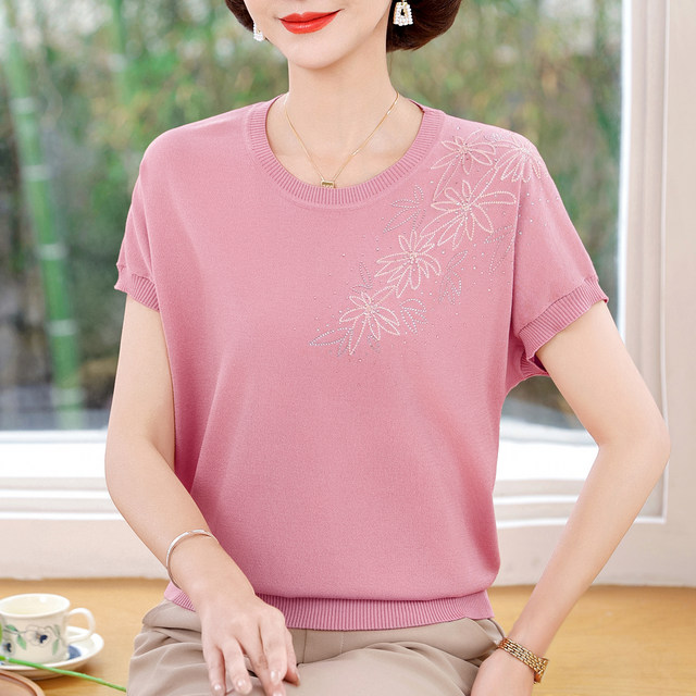 ເສື້ອໄໝ bat-sleeve ວ່າງແລະເຢັນ