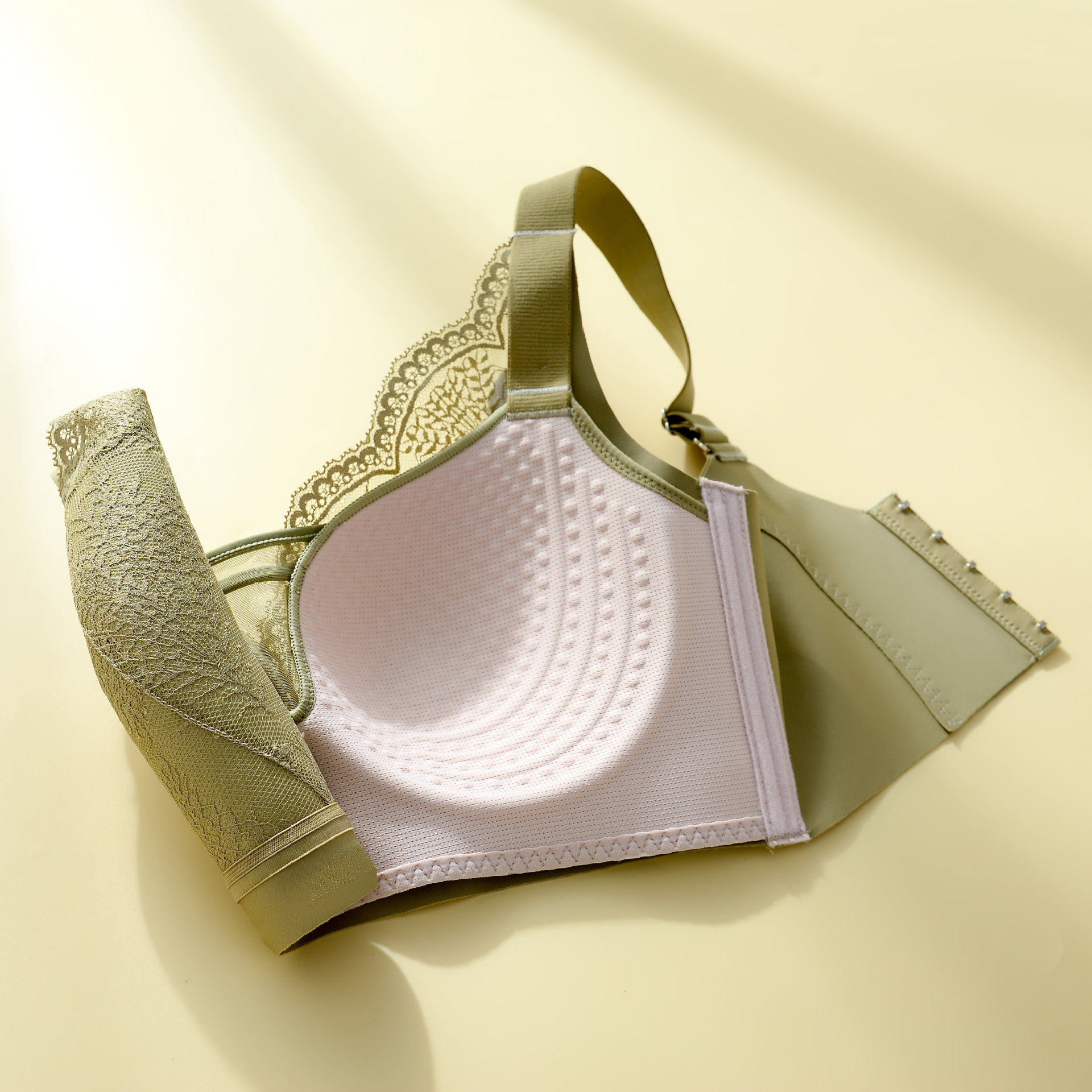 薄款舒适透气大码内衣大胸显小调整型全罩杯收副乳聚拢无钢圈文胸,淘宝优惠券,粉丝福利购,淘宝优惠卷