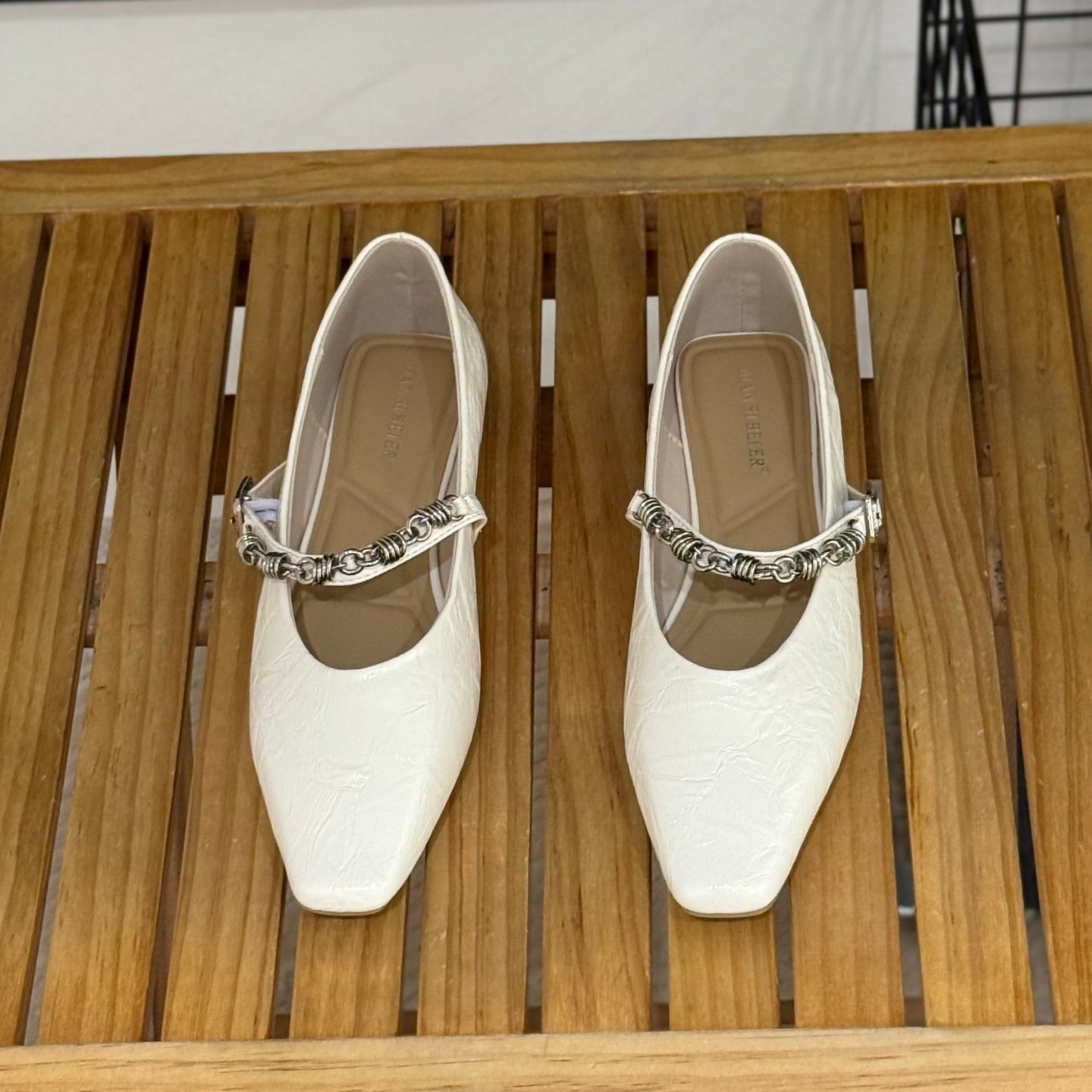 仙女风一字带玛丽珍鞋女2026春季新款链条装饰小皮鞋平底浅口单鞋,淘宝优惠券,粉丝福利购,淘宝优惠卷