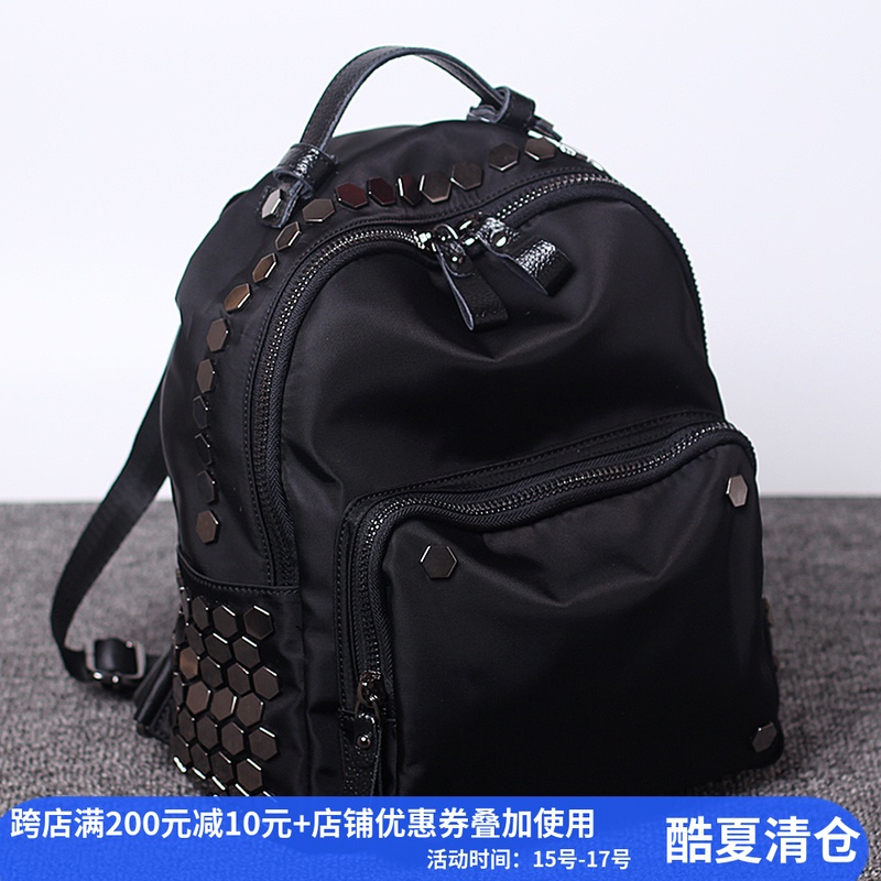 2019新款防水尼龍牛津布雙肩包女時尚個性鉚釘旅行揹包大容量書包
