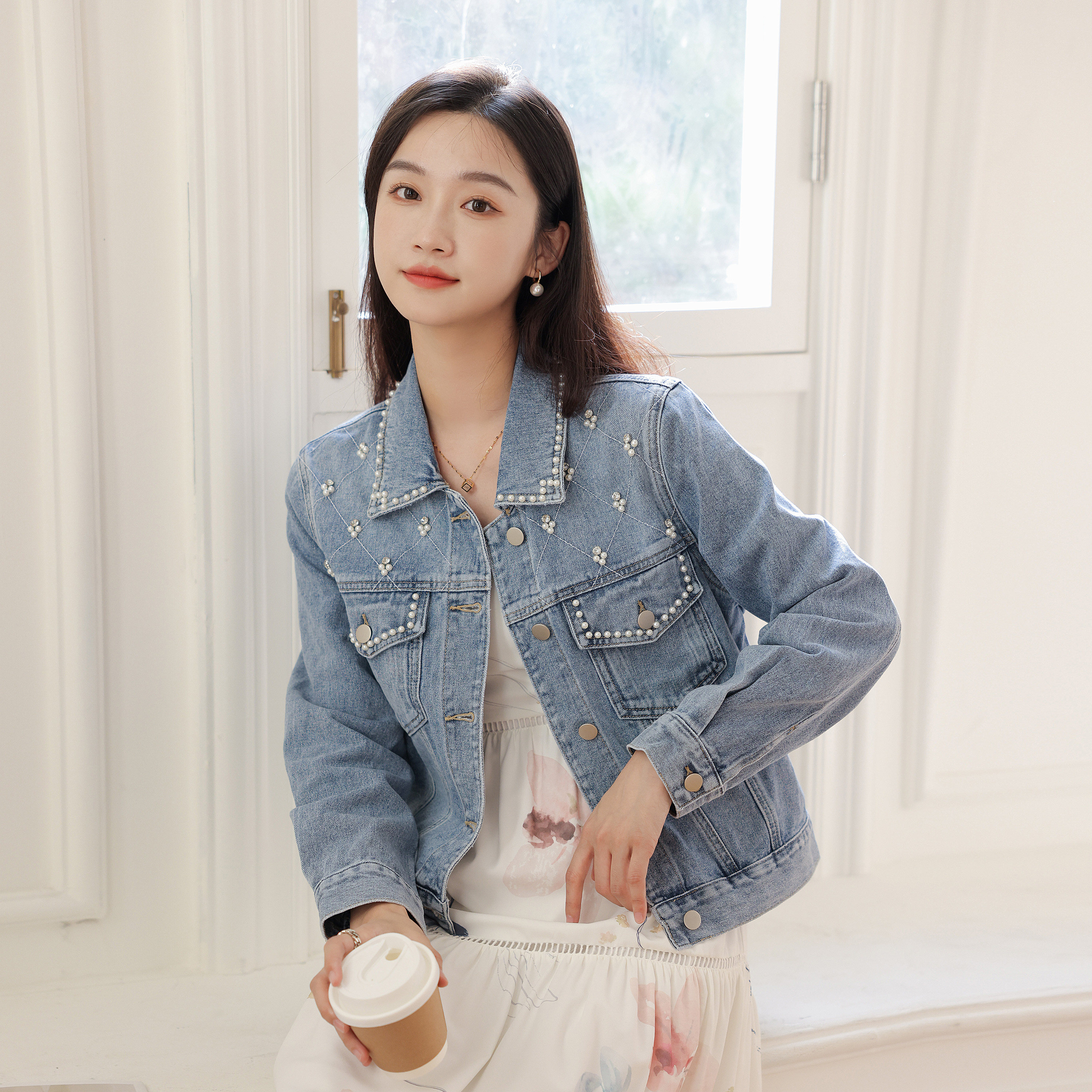 重工钉珠牛仔外套女潮ins春秋2022新款 百搭小个子上衣服短款夹克