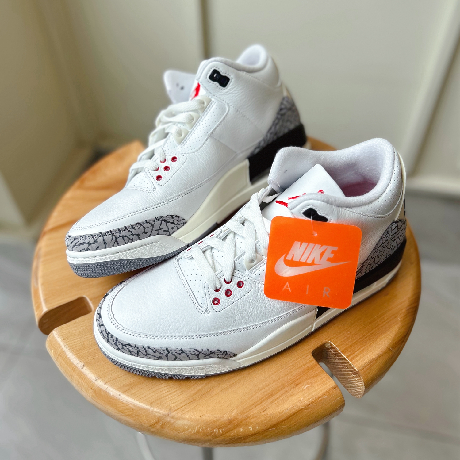 Air Jordan AJ3白灰白水泥 爆裂 23年版复古中帮运动篮球鞋DN3707 - 图1