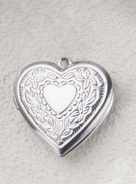 心形相盒吊坠简约高级项链女时尚