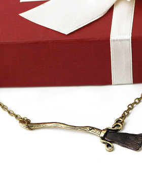 霹雳项链死亡圣器的魔法扫帚项链