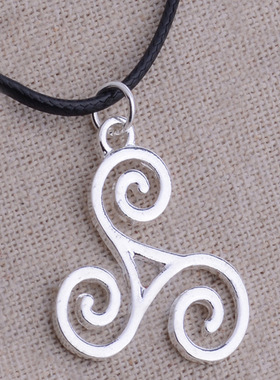 欧美热卖影视少年狼Triskele吊坠