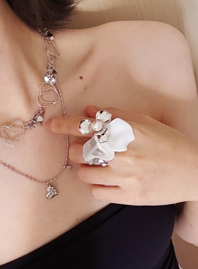 MAKIIMAKII 镂空爱心叶片项链叠戴精致轻奢高级感度假波西米亚风