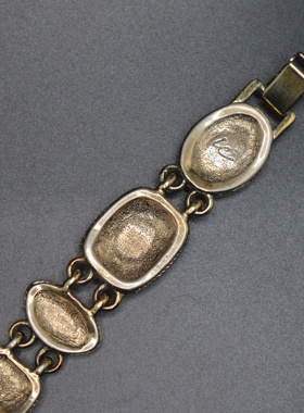 成色质感好手链莱茵石