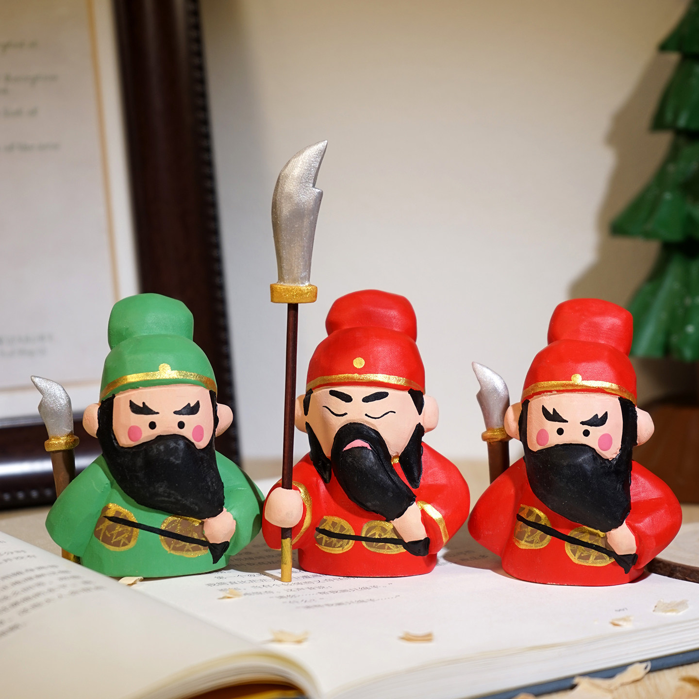 “关关难过关关过”手工木雕小摆件关公武财神关羽桌面新年装饰品,淘宝优惠券,粉丝福利购,淘宝优惠卷