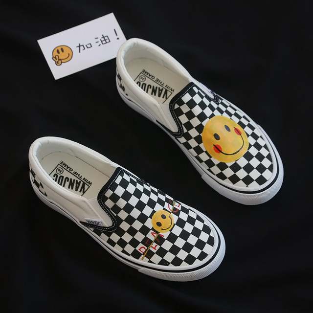 2025 spring hand-painted graffiti anti-slip chessboard gingham shoes