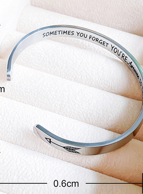 钛钢英文经典开口手镯经典极简风