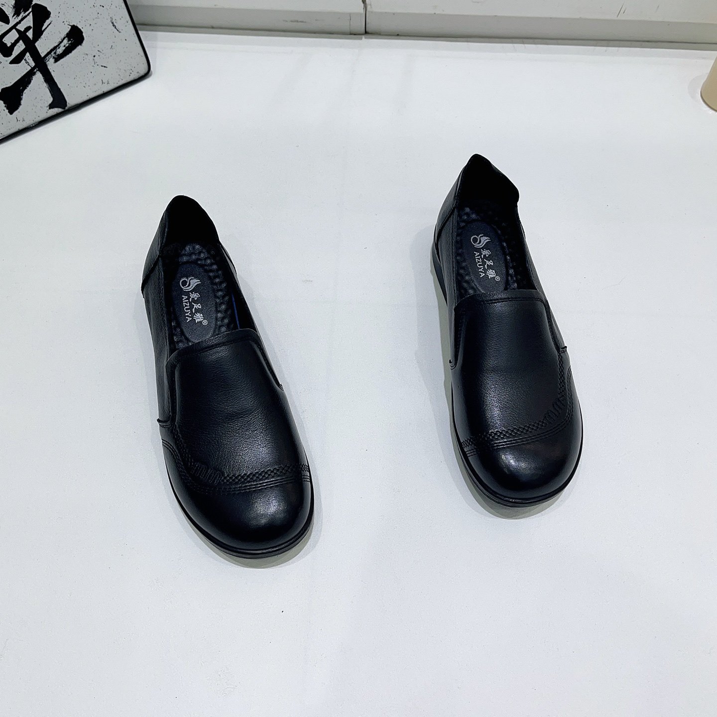 休闲真皮大码女鞋40-43码深口单鞋女真皮软底舒适平跟妈妈鞋42,淘宝优惠券,粉丝福利购,淘宝优惠卷