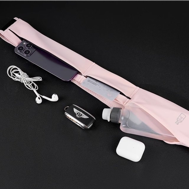 European travel can be equipped with passports for close-fitting safety and sweat protection