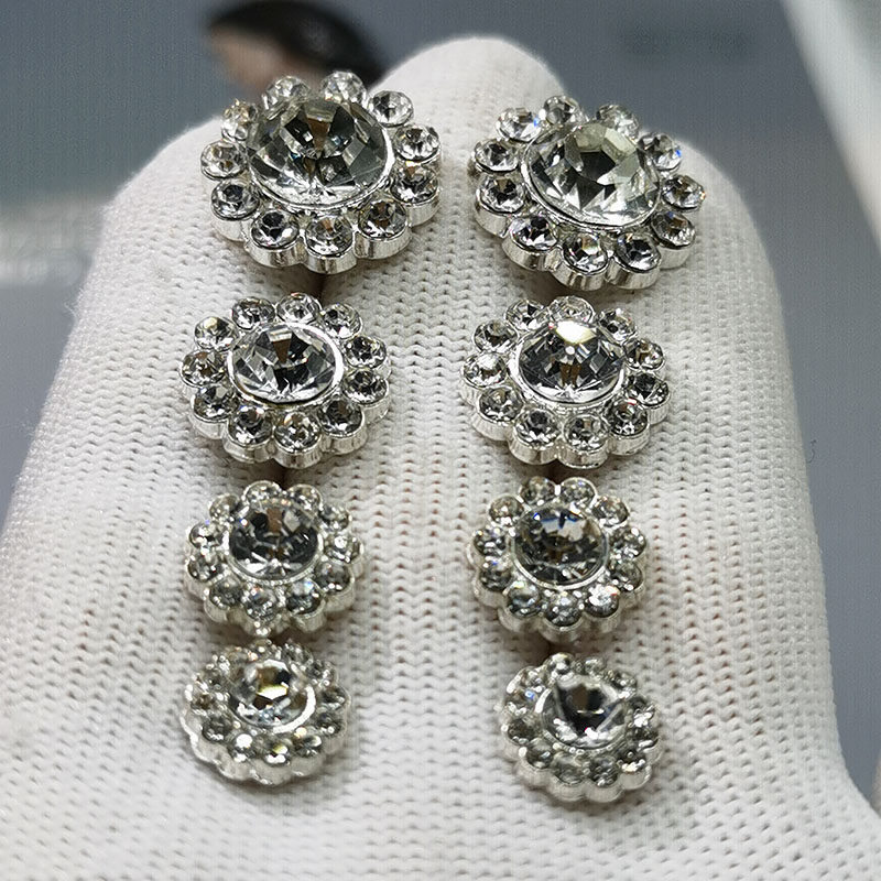 Exquisite flower metal spring and summer skirt shirt rhinestone button