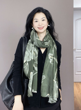 橄榄绿色烫金棉麻围巾女2026新款轻奢高级感护颈春秋冬季保暖围脖