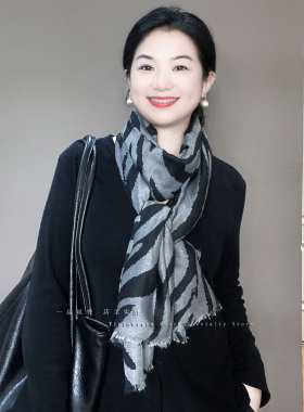 灰黑色斑马纹棉麻围巾女冬季丝巾春秋薄款纱巾韩版百搭披肩围脖
