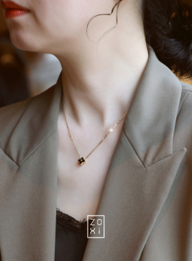 ZOXI不掉色双面黑白四叶草项链女