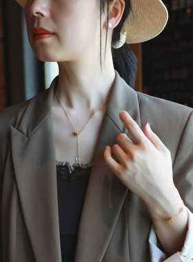 ZOXI钛钢不掉色手链轻奢小众精致