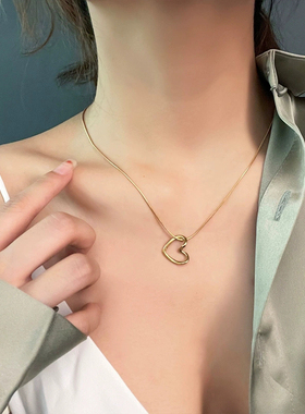 钛钢锁骨链女小众设计镂空爱心
