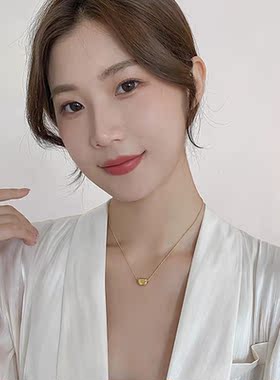 钛钢锁骨链女轻奢小众转运豆项链