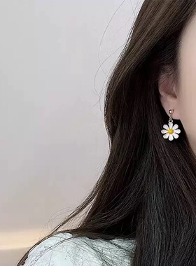 MaroMeko森系小雏菊耳坠
