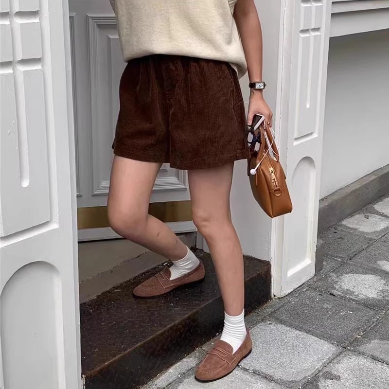 2024冬季纯色灯芯绒短裤休闲裤松紧腰三分显瘦遮肉欧货百搭宽松潮 - 图3