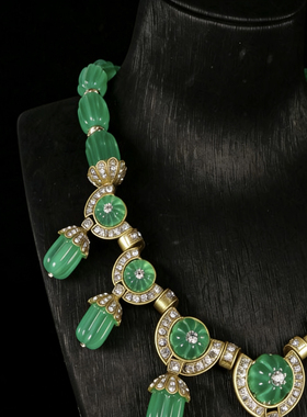 中古风复古宫廷风高级感复古镀真金项链毛衣链绿色树脂南瓜仿宝石