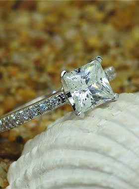 纯银公主风方形生日礼物金戒指