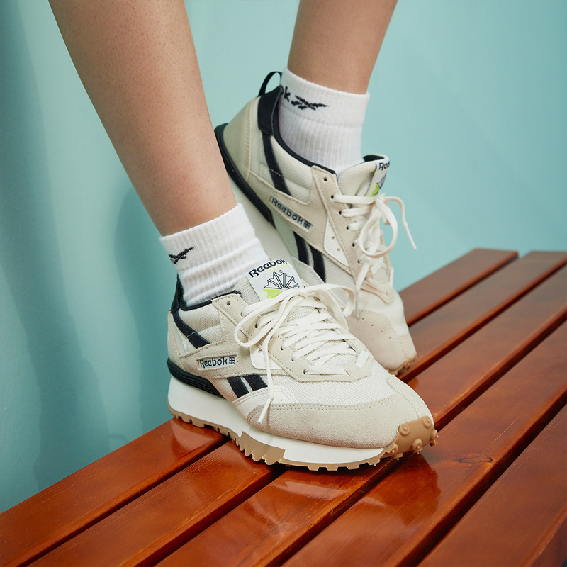  reebok板鞋/休闲鞋