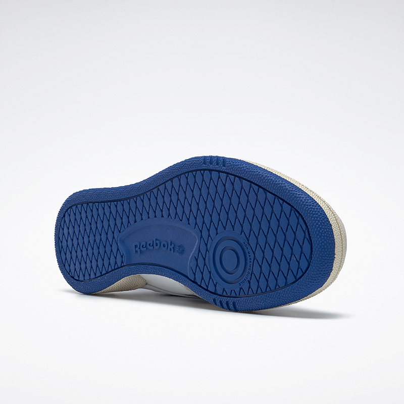  reebok板鞋/休闲鞋