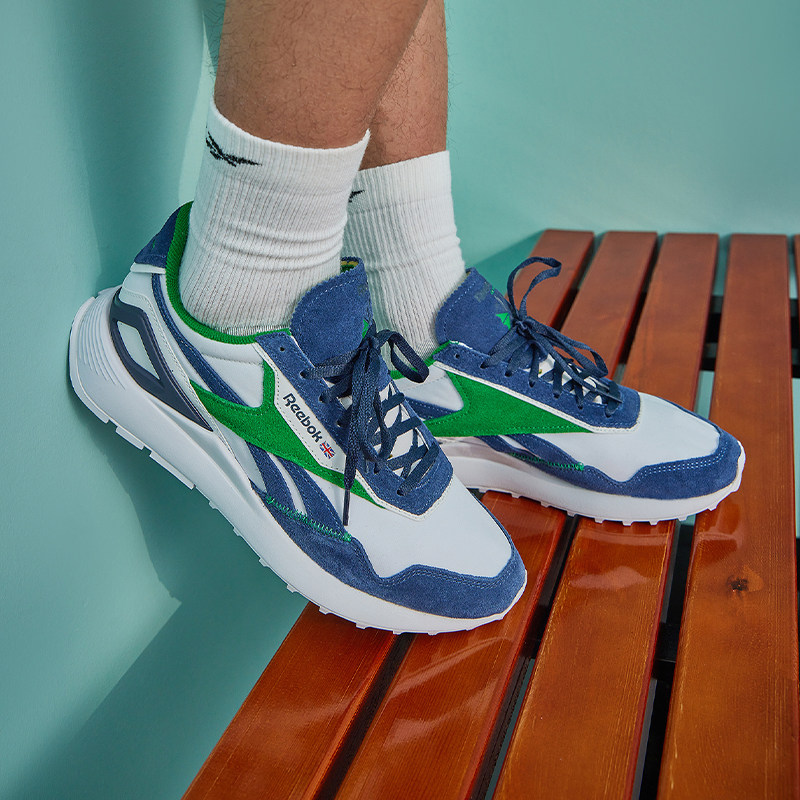  reebok板鞋/休闲鞋