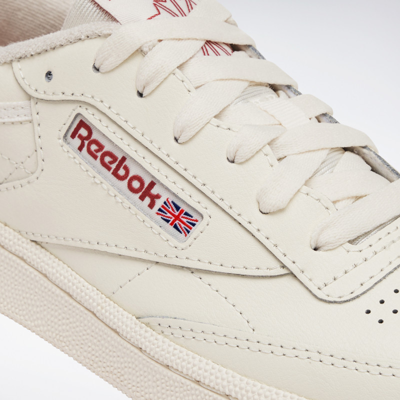  reebok板鞋