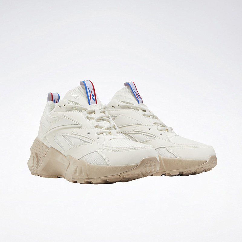  reebok板鞋/休闲鞋