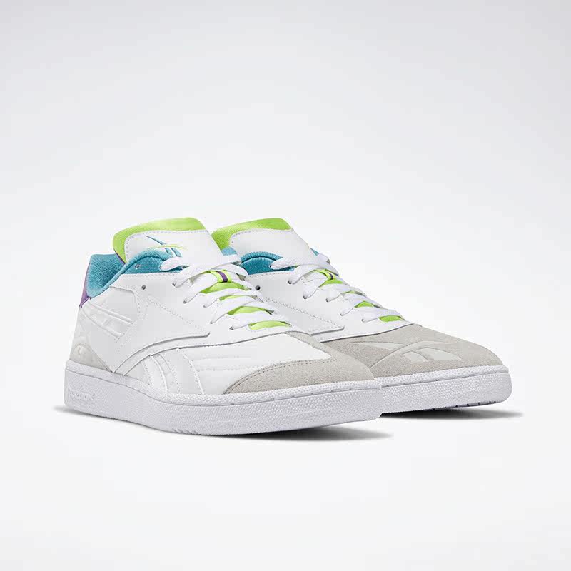  reebok板鞋/休闲鞋