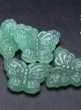 23x30天然非洲翠东陵玉蝴蝶吊坠 DIY古风耳饰项链压襟配饰上下孔