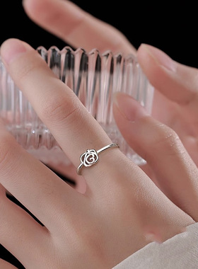 925银镀玫瑰花戒指女轻奢小众设计手饰素圈时尚个性闺蜜食指环